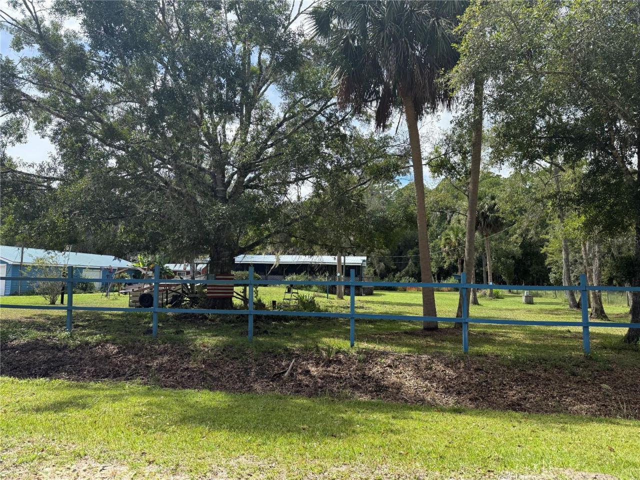 Photo 2 of 1844 Papaya St, Bunnell, FL 32110