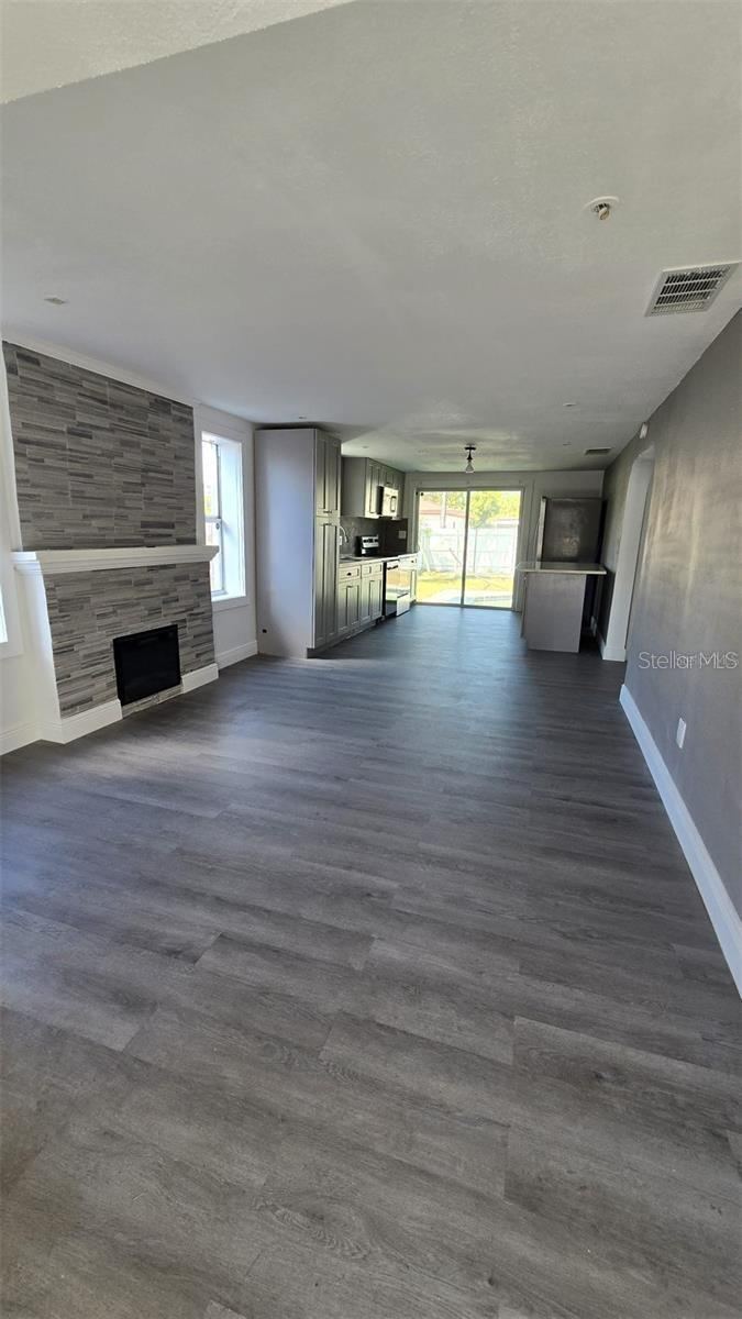 Photo 2 of 1174 Bryn Mawr Dr, Daytona Beach, FL 32114
