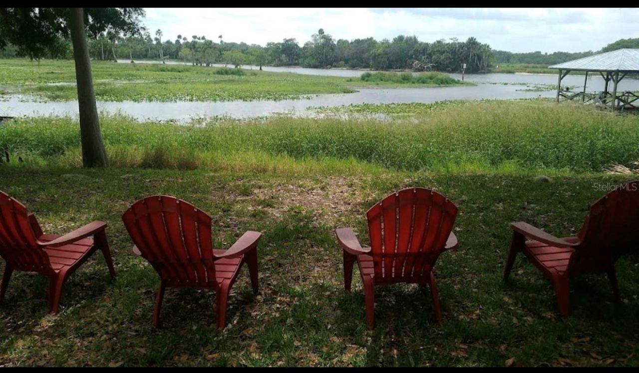 Photo 2 of 1041 Lemon Bluff Rd, Osteen, FL 32764