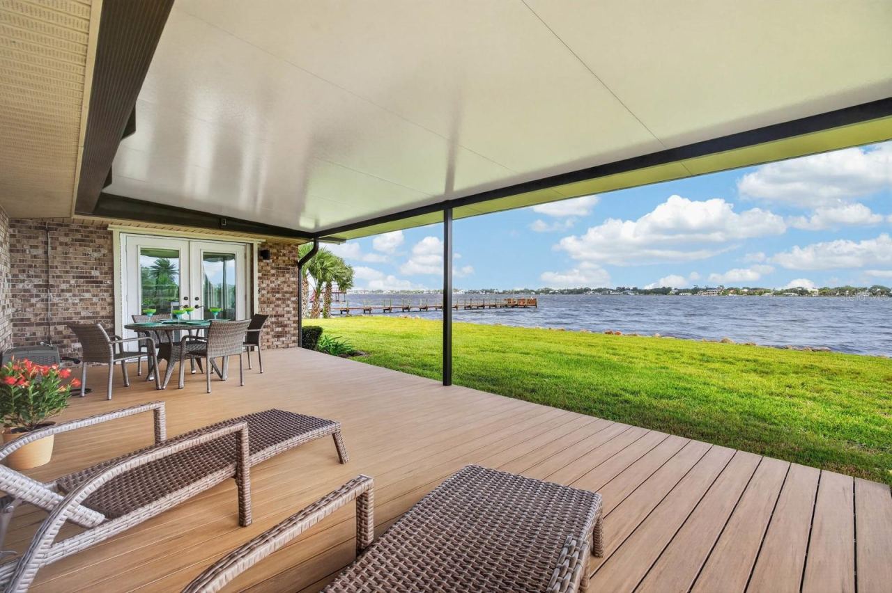 Photo 3 of 22 Emerald Cir, Ormond Beach, FL 32174