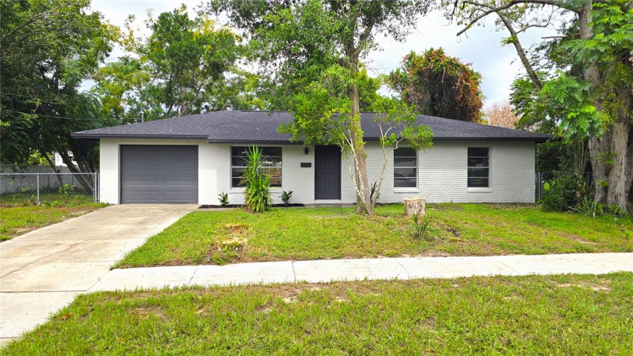 605 Jameson Dr, Orange City