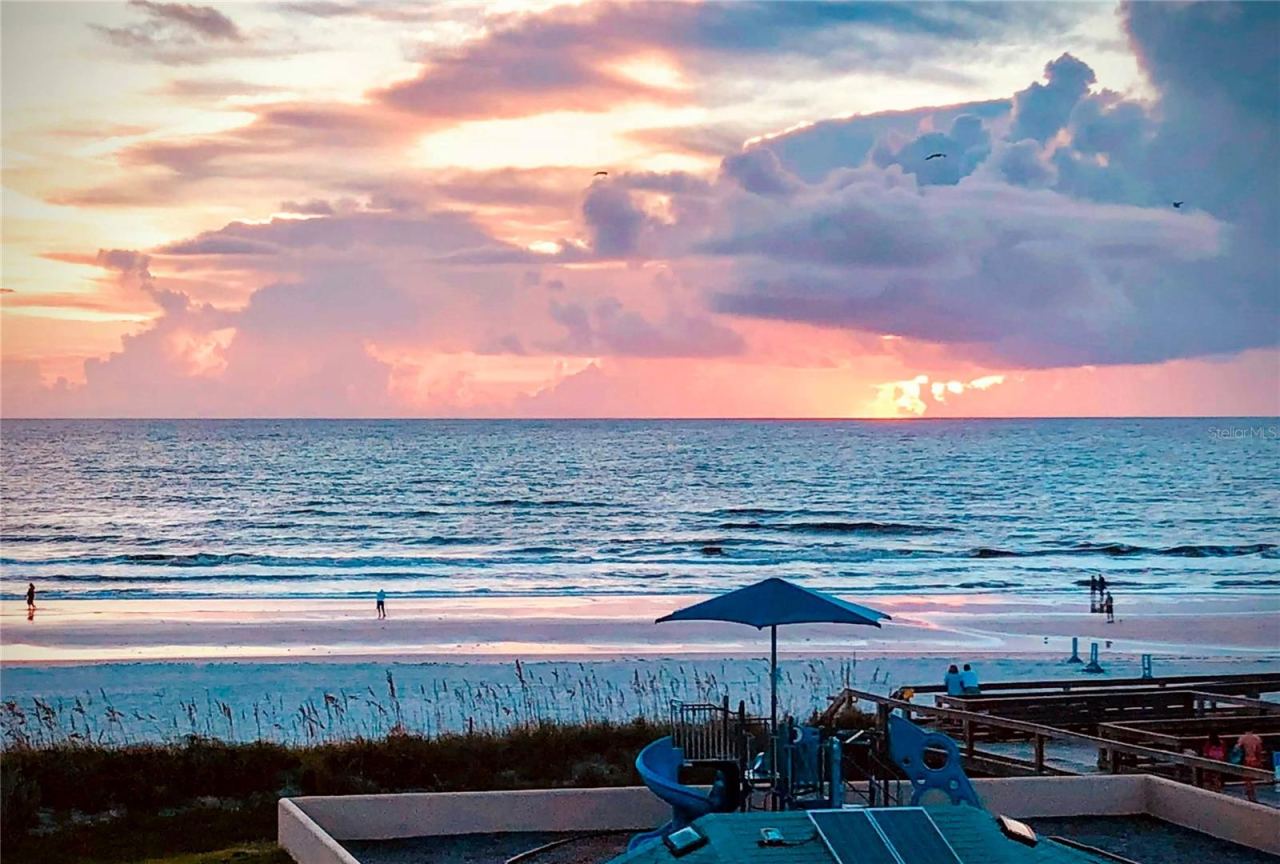 530 Esther St, New Smyrna Beach