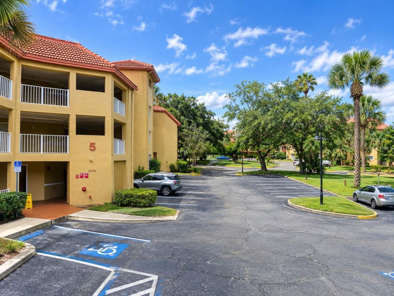 6402 Parc Corniche Dr #5204, Orlando