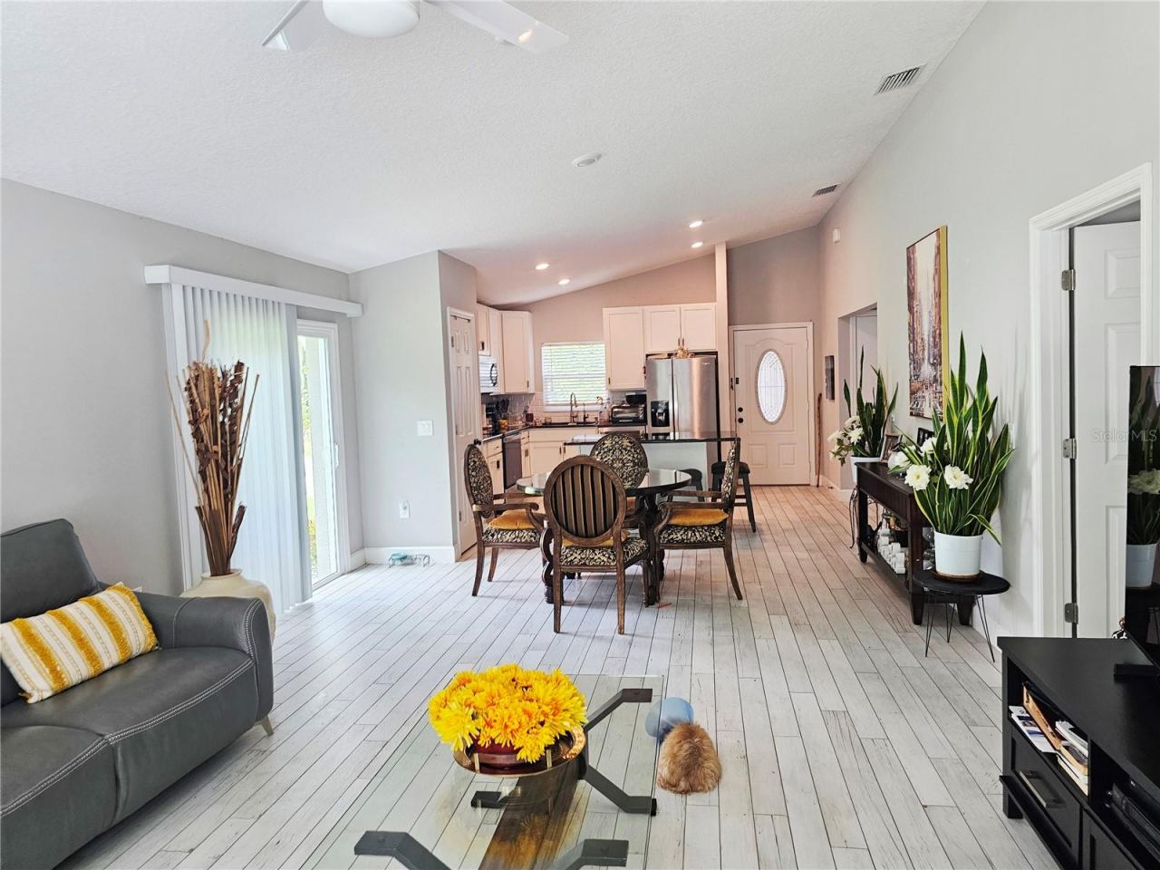 Photo 3 of 259 Toms Rd, Debary, FL 32713