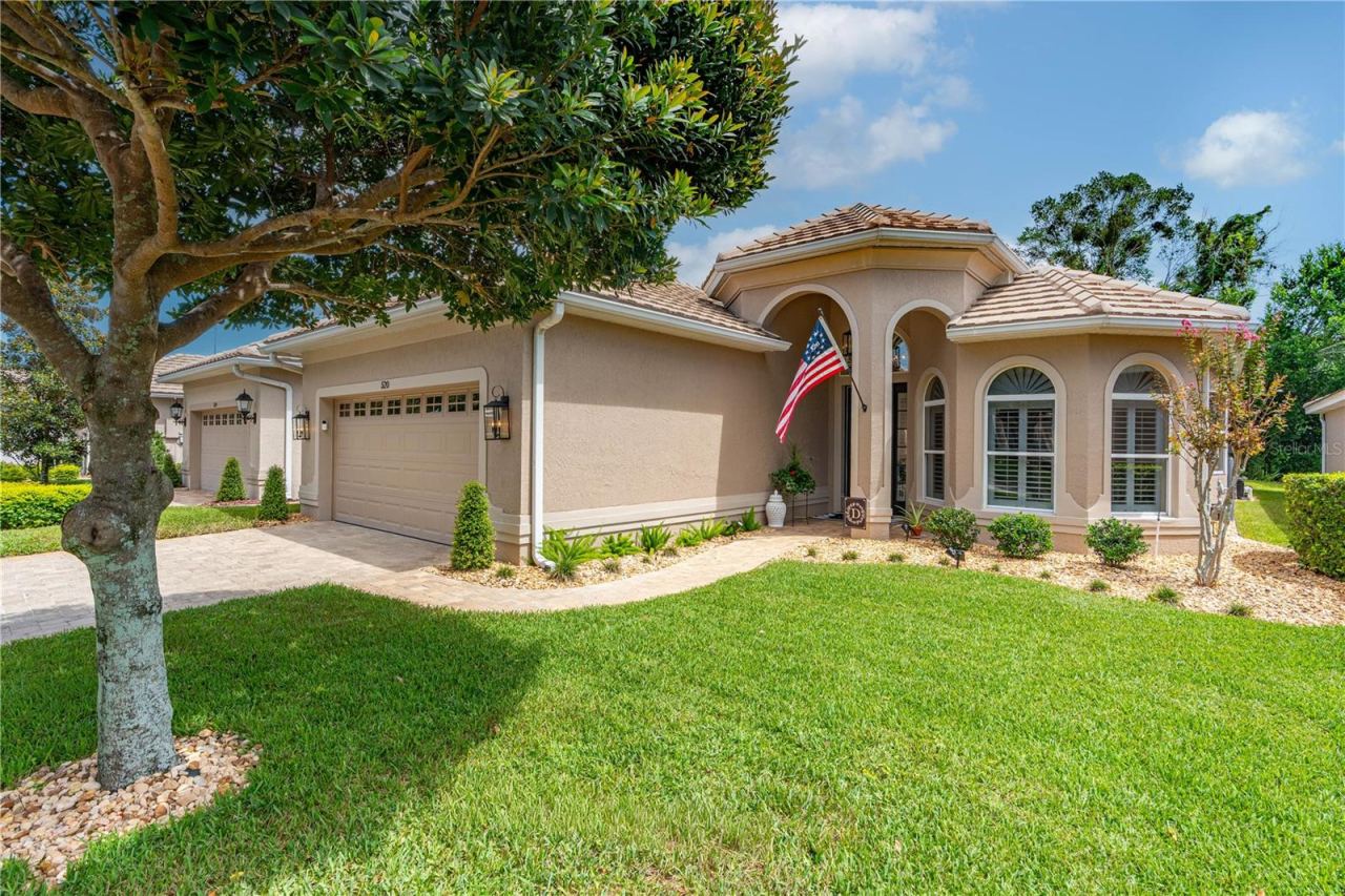 Photo 3 of 520 Sotheby Way, Debary, FL 32713