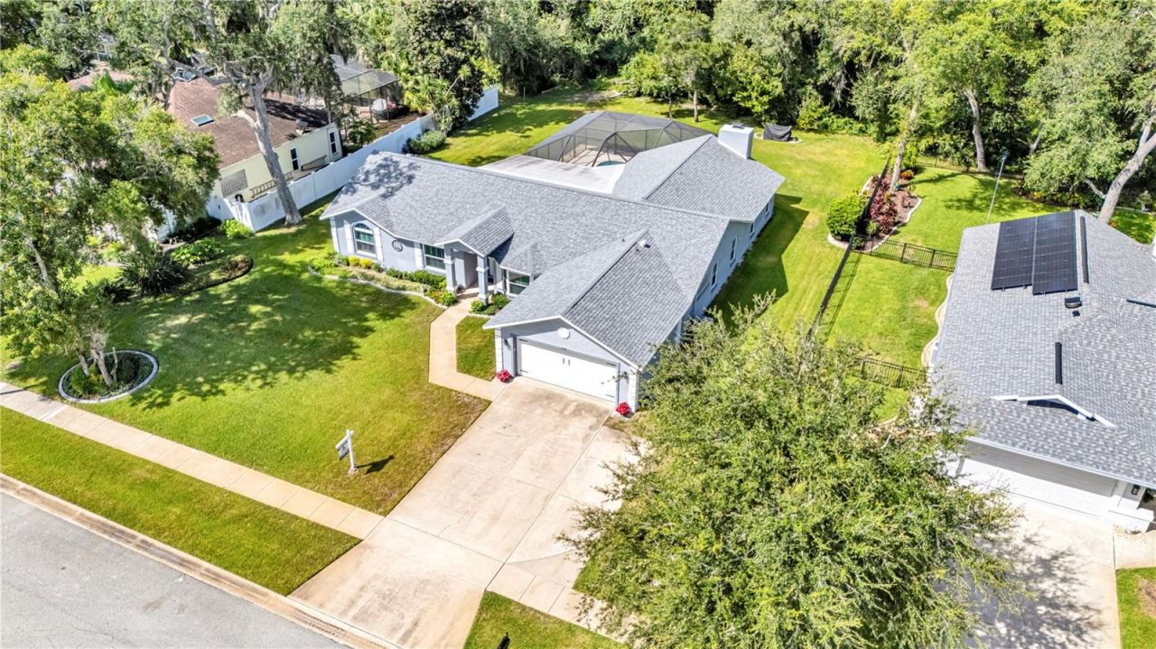 Photo 2 of 6158 Half Moon Dr, Port Orange, FL 32127
