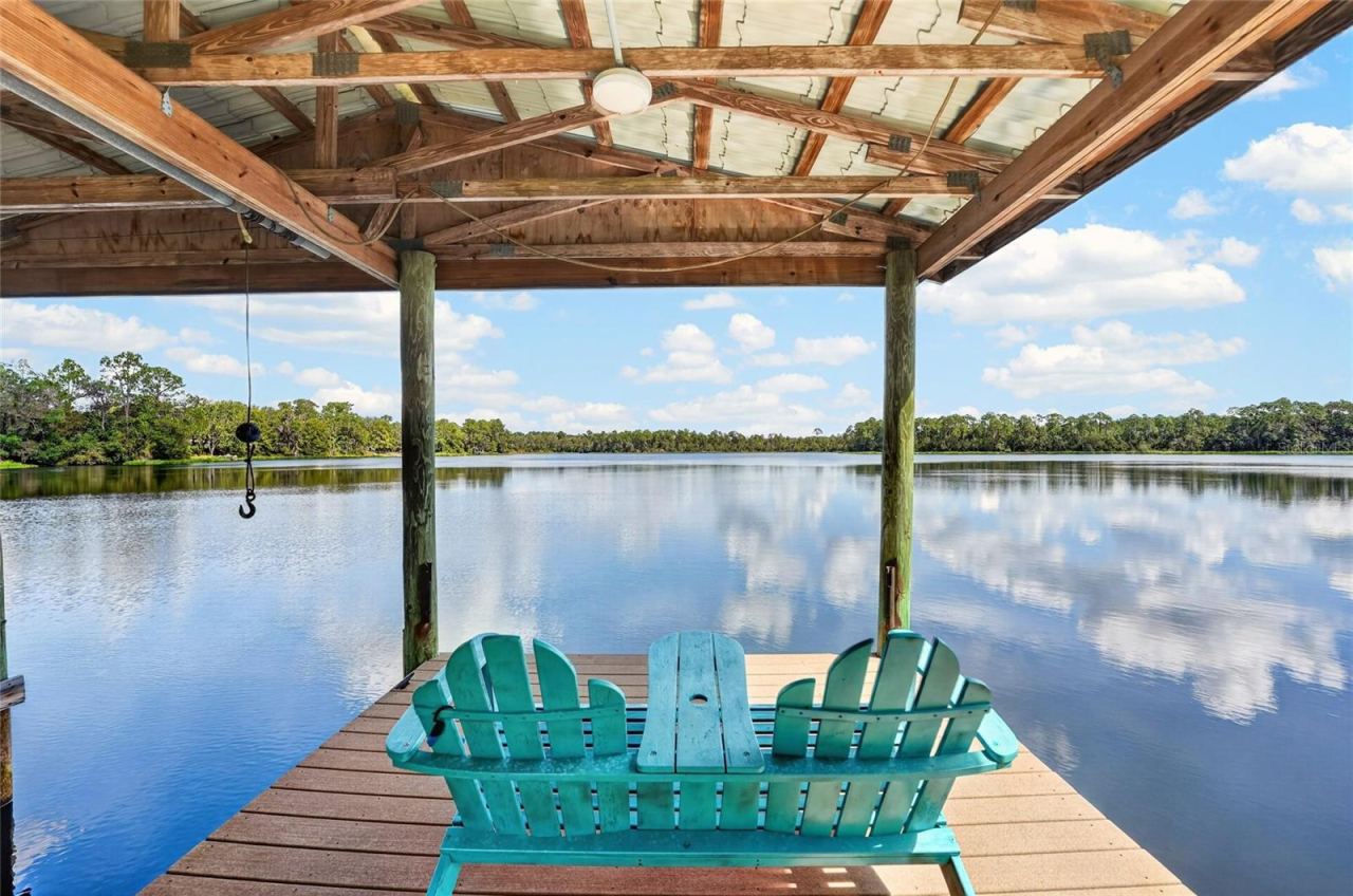 Photo 3 of 130 Hardesty Lake Rd, Interlachen, FL 32148