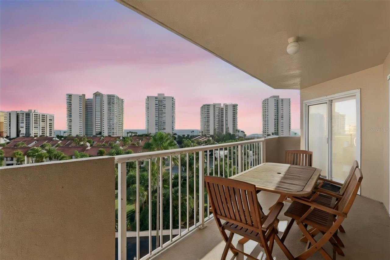 Photo 2 of 3 Oceans West Blvd #7d7, Daytona Beach Shores, FL 32118