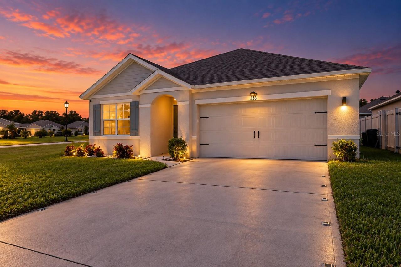 Photo 3 of 336 Winged Elm Dr, Debary, FL 32713