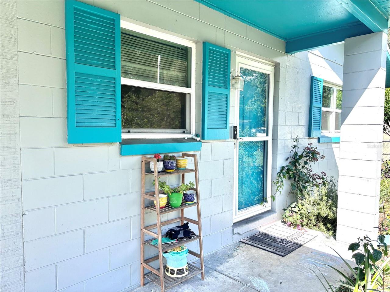 Photo 3 of 515 W Garrison Ave, Deland, FL 32720