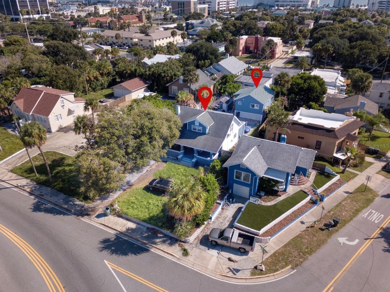 Photo 3 of 416 N Peninsula Dr, Daytona Beach, FL 32118
