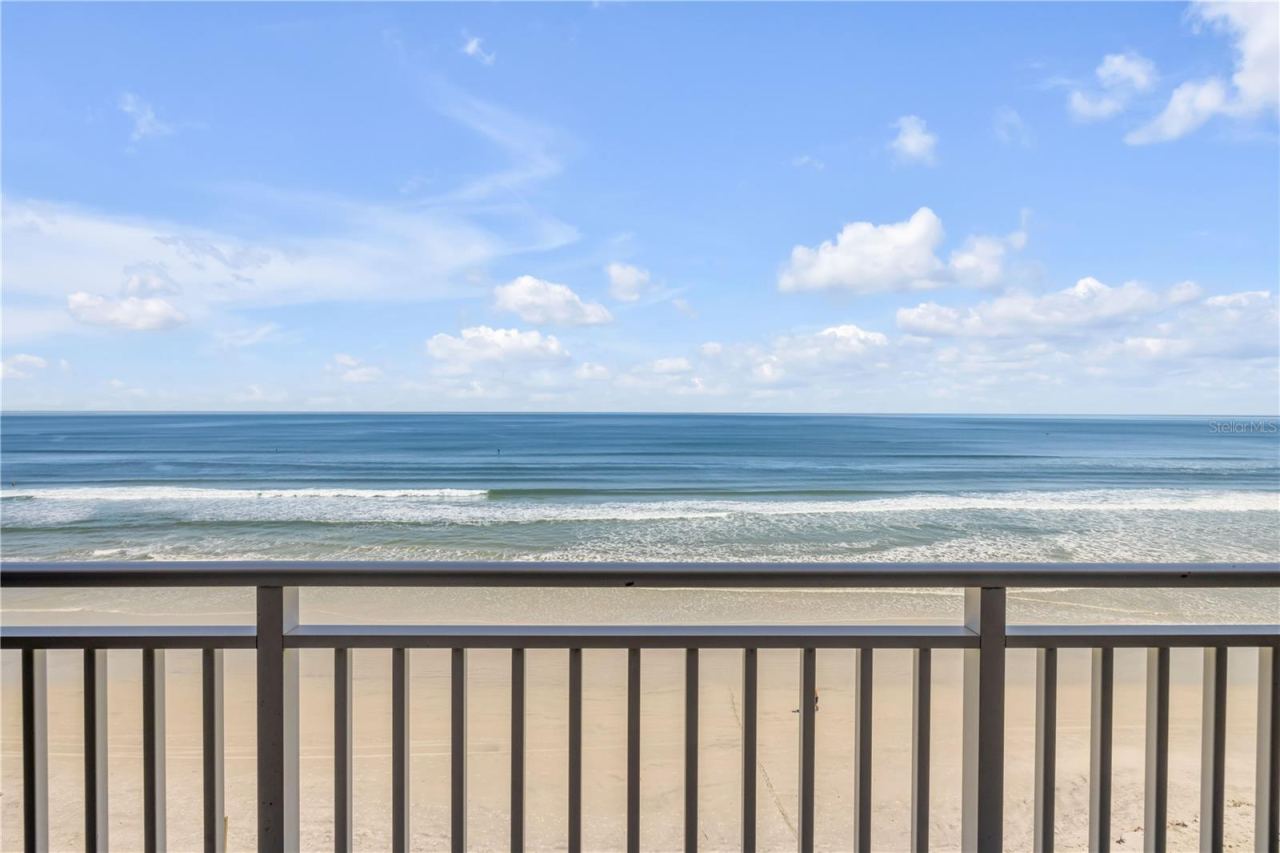 Photo 3 of 2401 S Atlantic Ave #d305, New Smyrna Beach, FL 32169