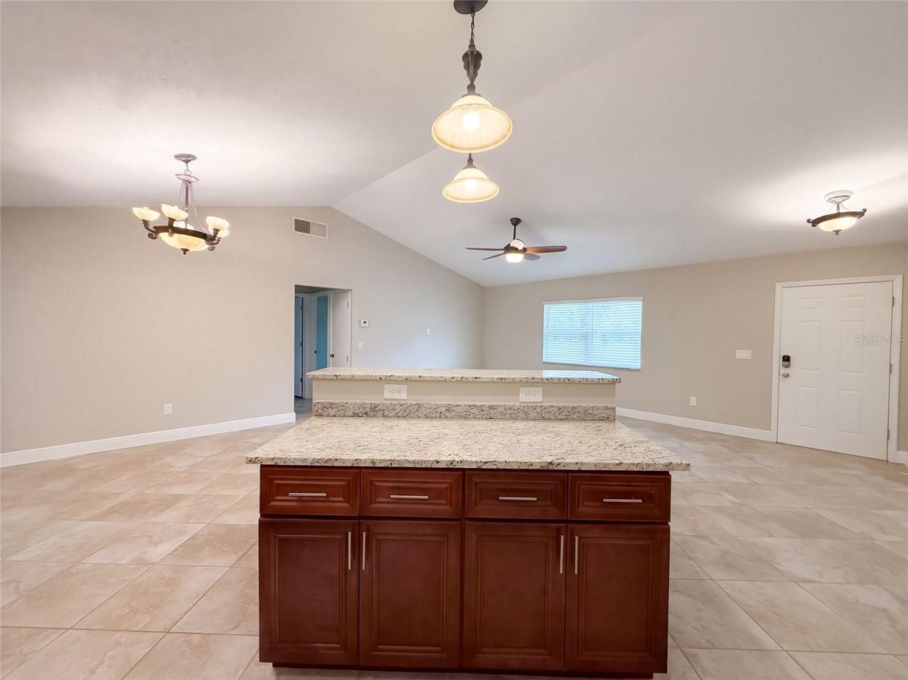 Photo 2 of 881 Vicksburg St, Deltona, FL 32725