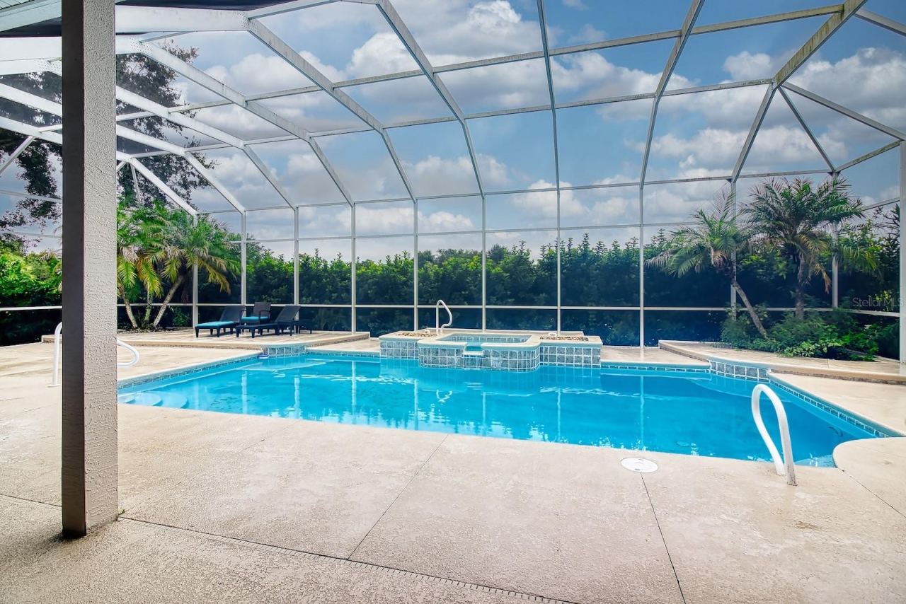 Photo 3 of 6101 Sanctuary Garden Blvd, Port Orange, FL 32128