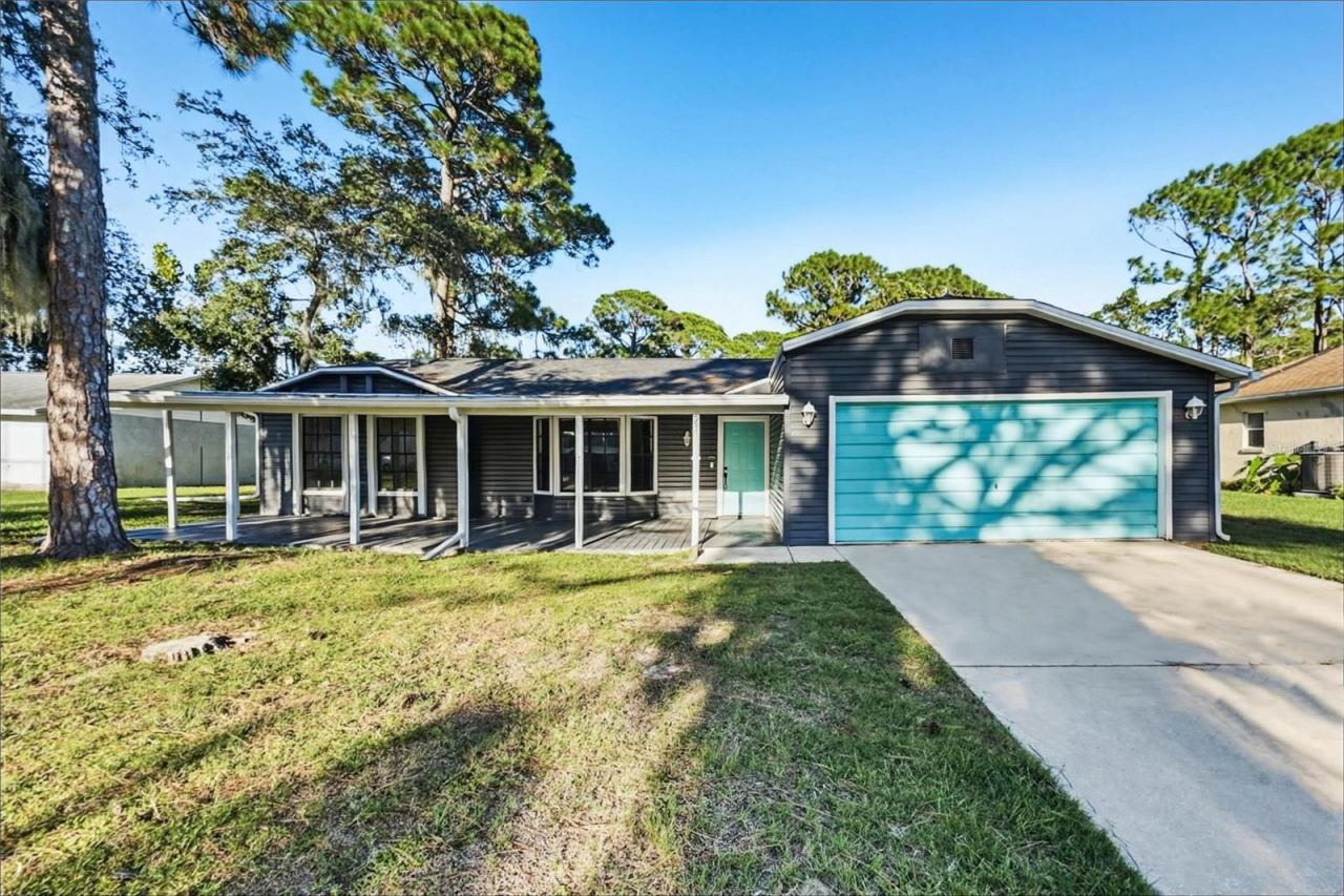 2727 Banyan Dr, Edgewater, FL 32141