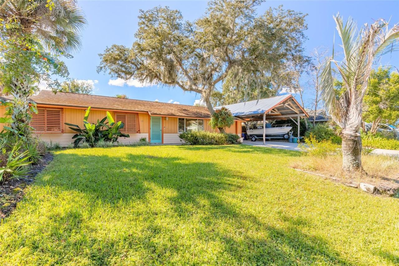 2526 Royal Palm Dr, Edgewater