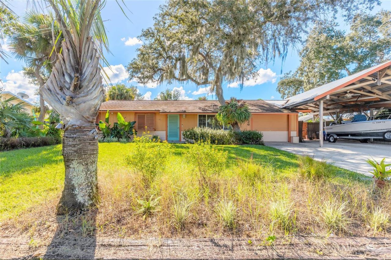 Photo 2 of 2526 Royal Palm Dr, Edgewater, FL 32141