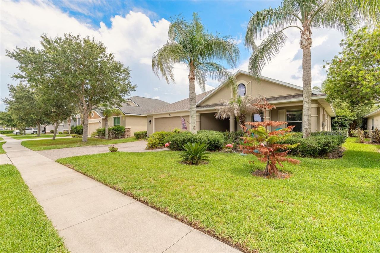 Photo 2 of 6908 Vintage Ln, Port Orange, FL 32128