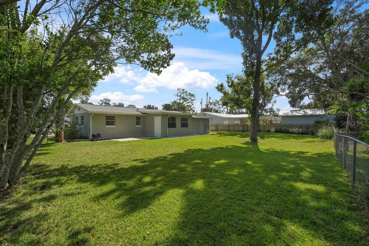 Photo 2 of 5278 Barhydt Ave, Port Orange, FL 32127