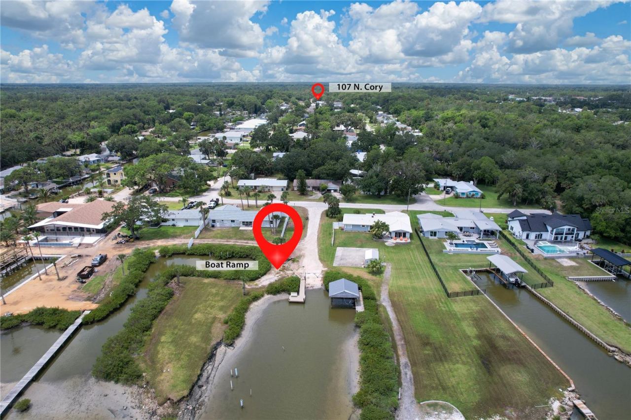 Photo 3 of 107 N Cory Dr, Edgewater, FL 32141