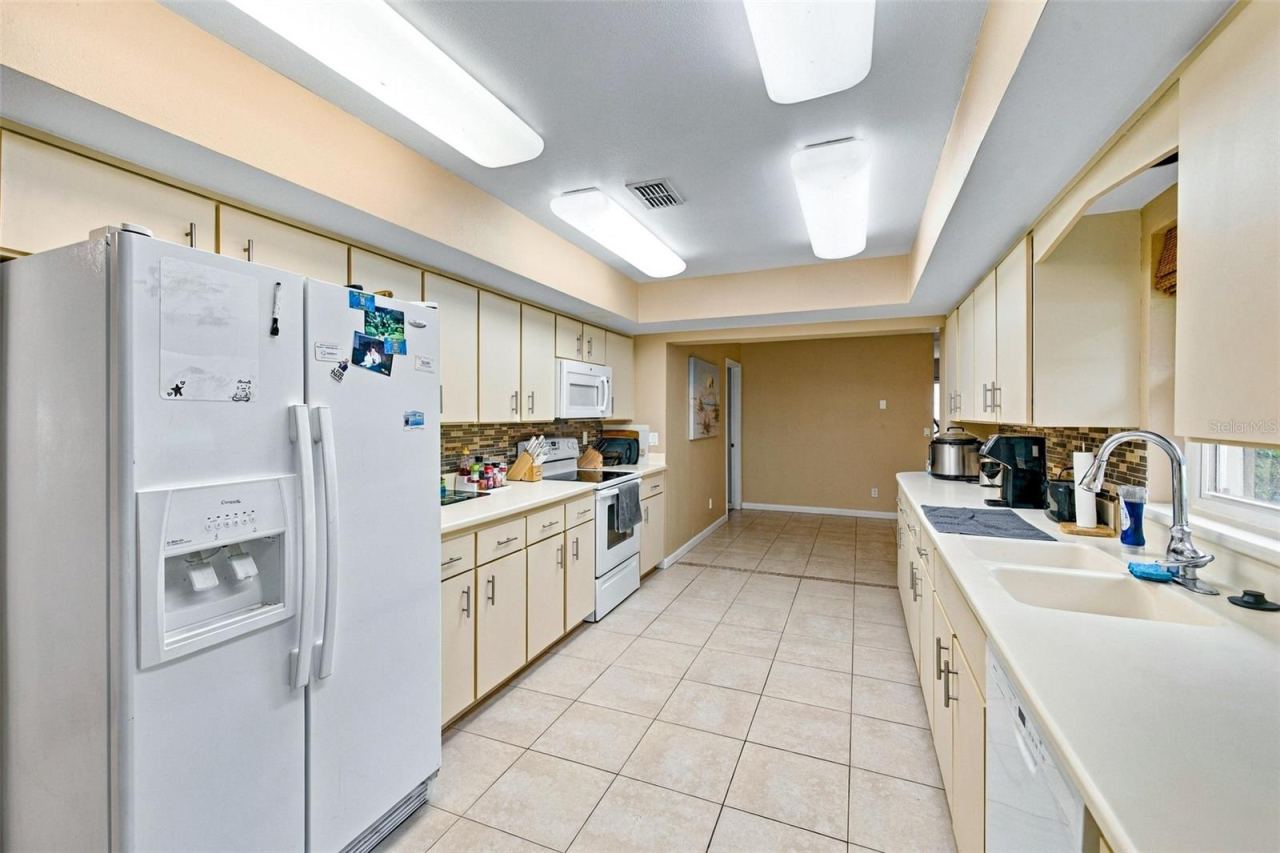 Photo 5 of 107 N Cory Dr, Edgewater, FL 32141