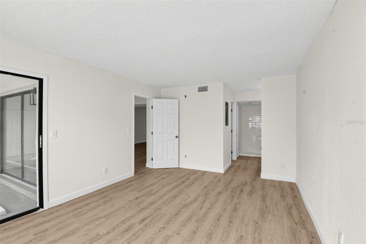 Photo 5 of 275 Indigo Dr #1070, Daytona Beach, FL 32114