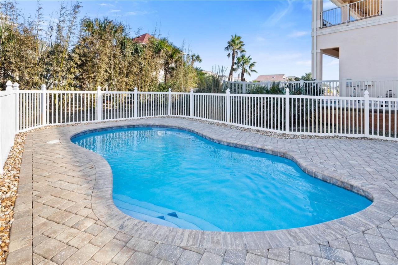 Photo 2 of 7 Mahoe Dr S, Palm Coast, FL 32137