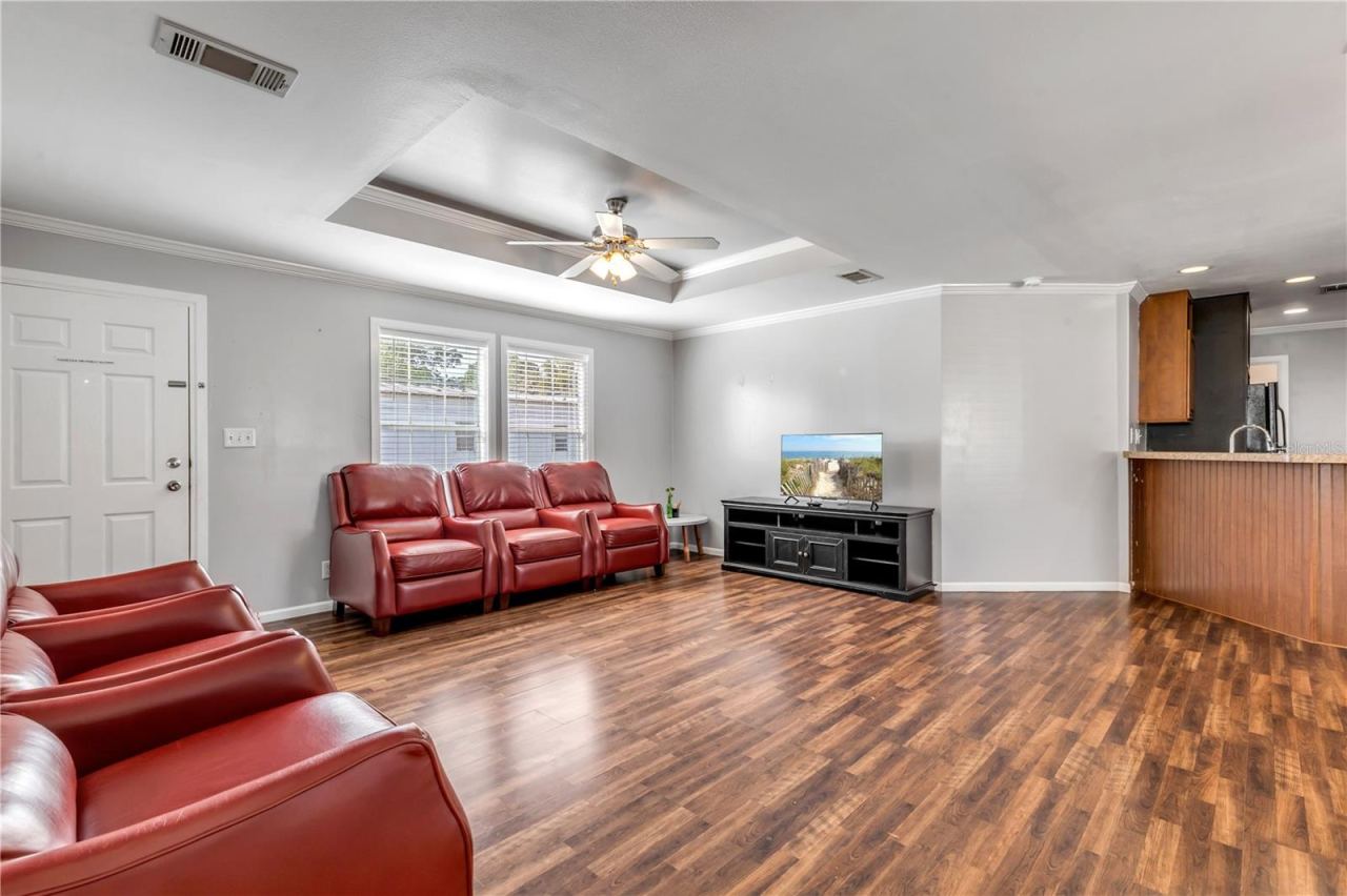 Photo 3 of 5407 Landis Ave, Port Orange, FL 32127