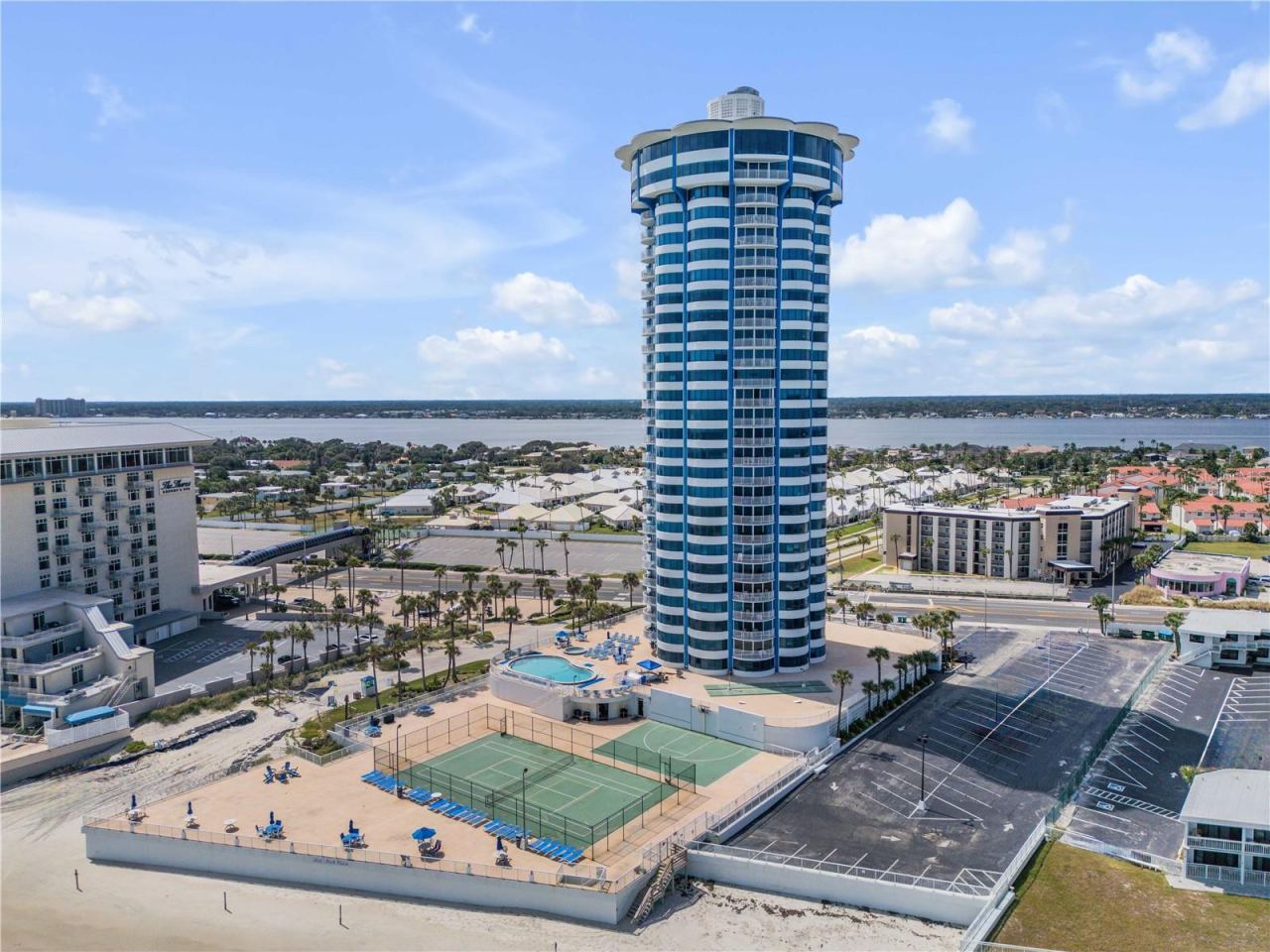 Photo 2 of 2625 S Atlantic Ave #21ne, Daytona Beach Shores, FL 32118