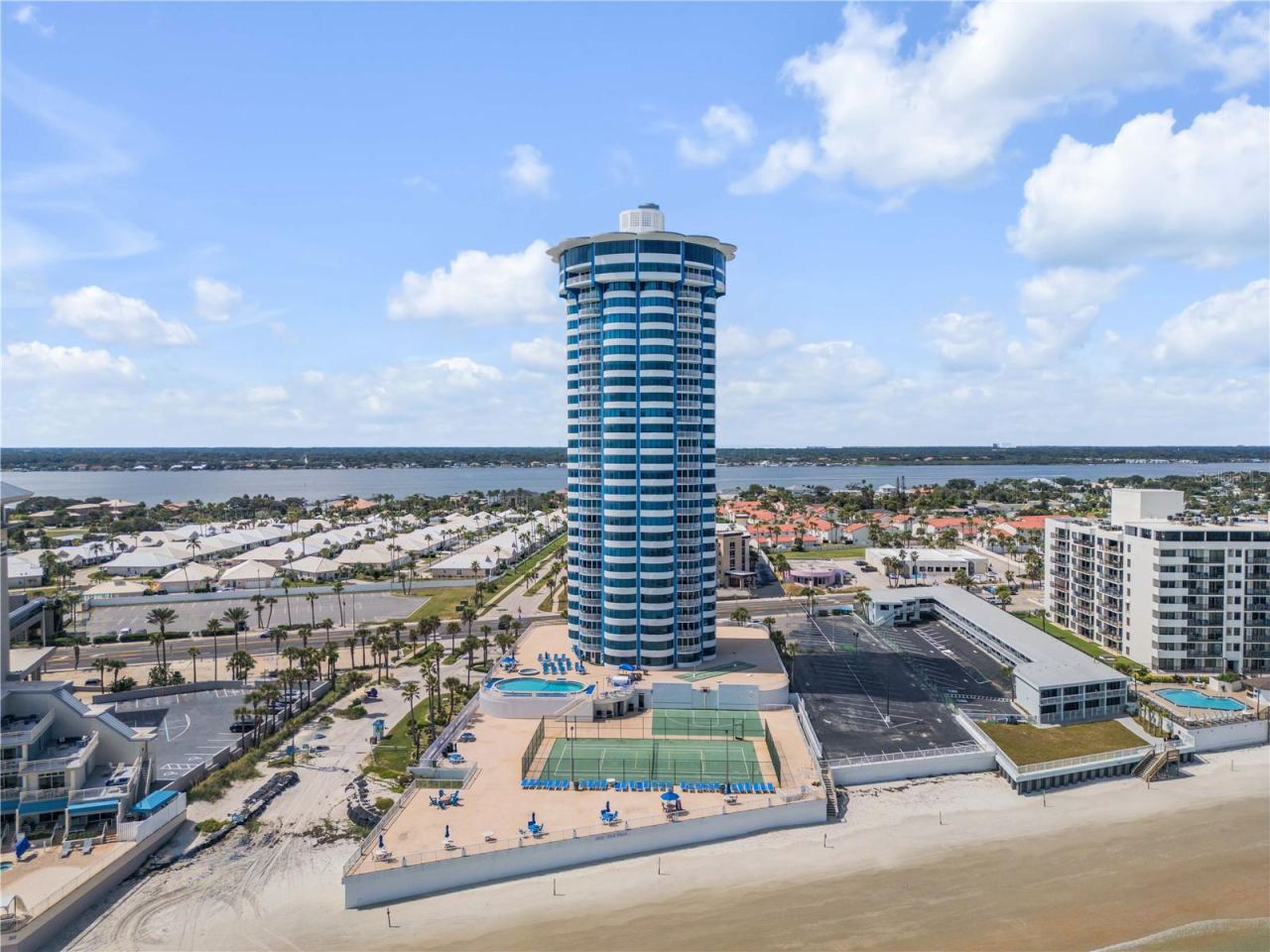 Photo 3 of 2625 S Atlantic Ave #21ne, Daytona Beach Shores, FL 32118