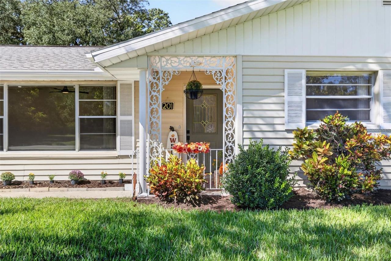 Photo 3 of 201 Melrose Ave, Ormond Beach, FL 32174