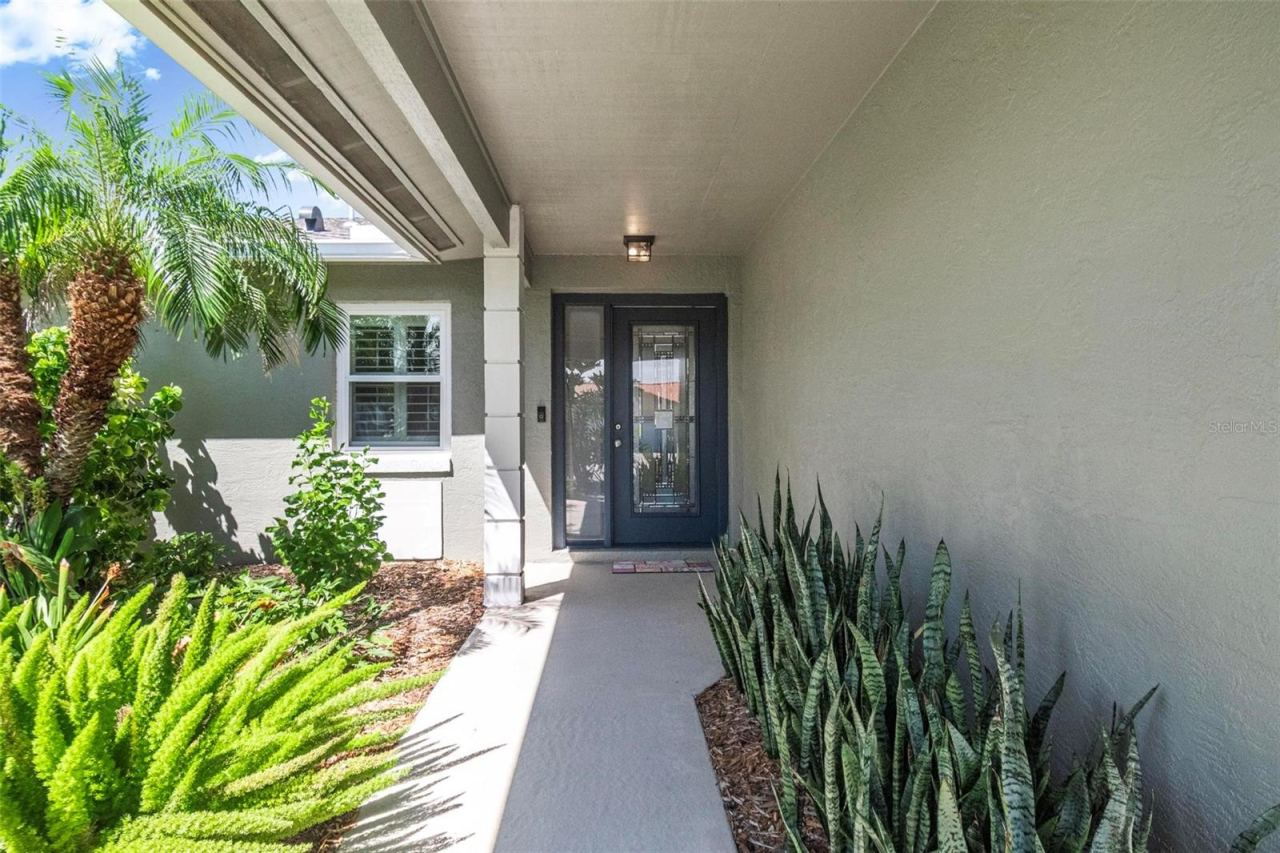 Photo 5 of 8 Fleming Ct, Palm Coast, FL 32137