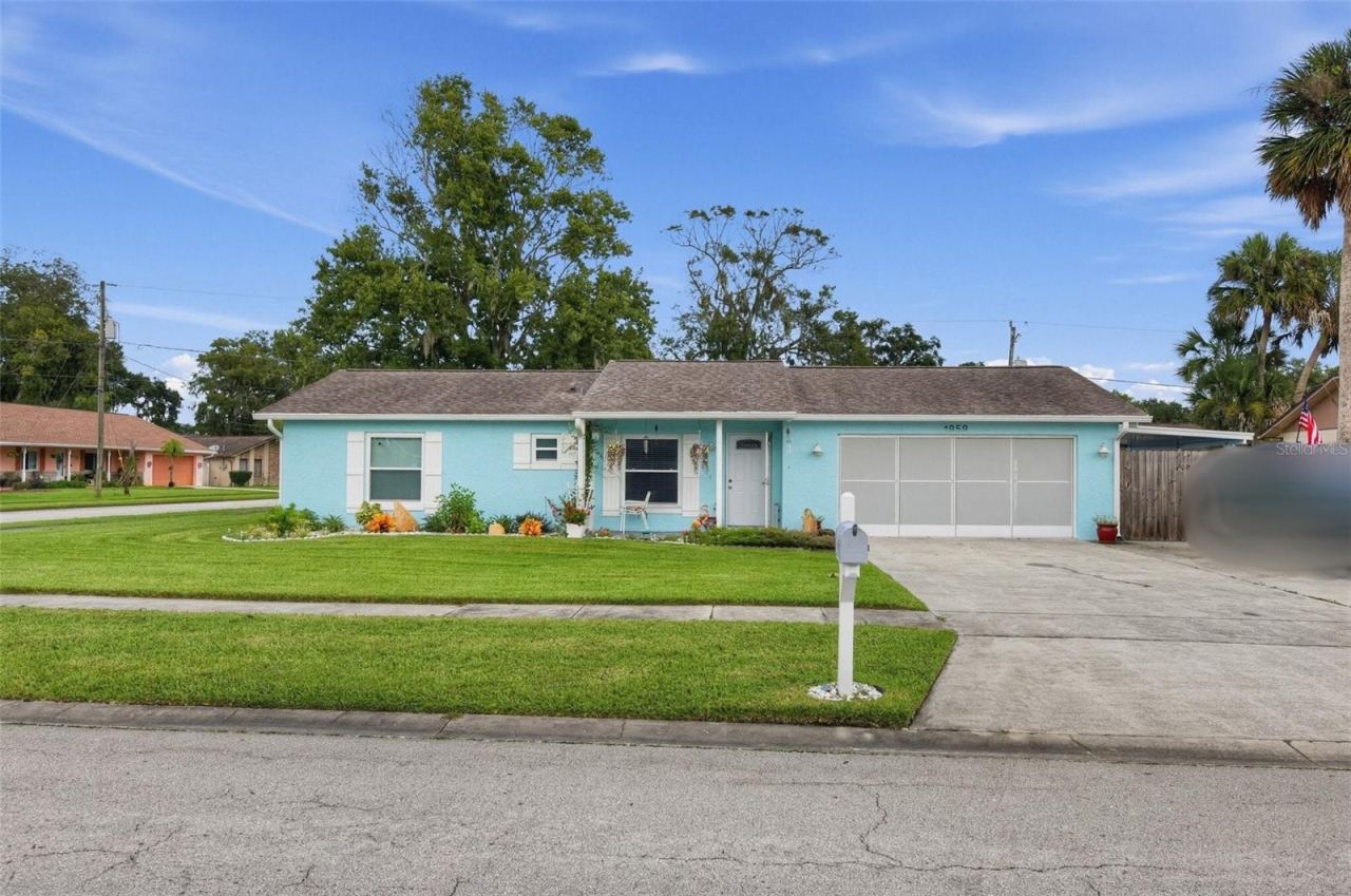 Photo 2 of 1959 Menger Cir, South Daytona, FL 32119