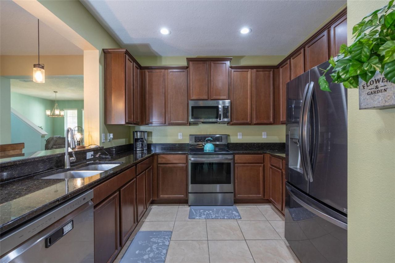 Photo 2 of 616 Preakness Cir, Deland, FL 32724