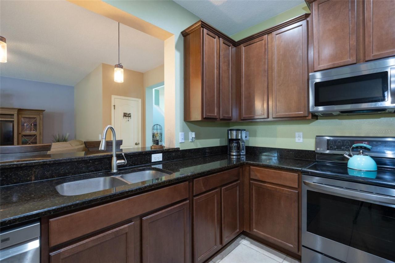 Photo 3 of 616 Preakness Cir, Deland, FL 32724