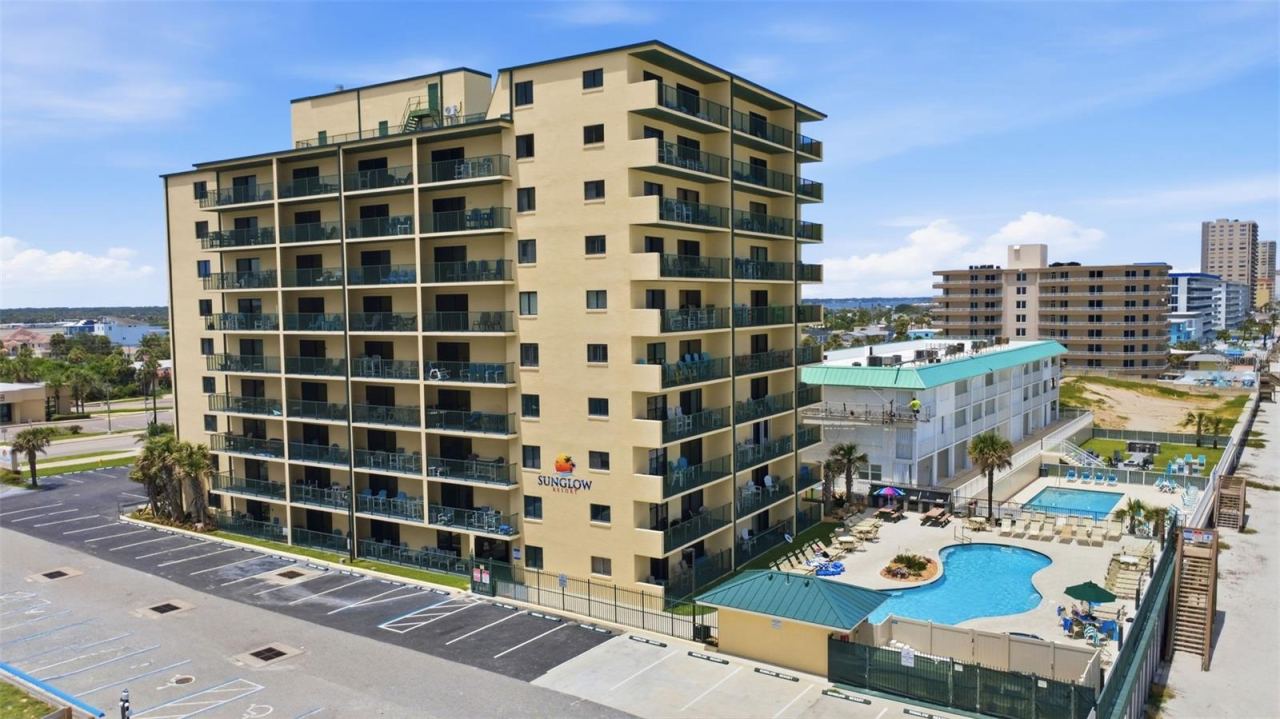 Photo 3 of 3647 S Atlantic Ave #2d, Daytona Beach Shores, FL 32118