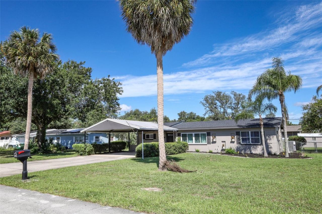 60 Park Ln, Debary