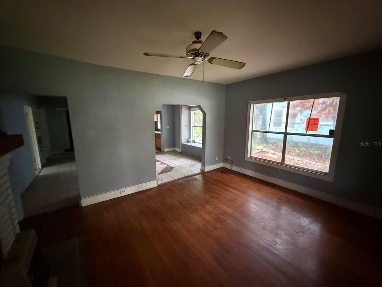 Photo 3 of 335 W Wisconsin Ave, Deland, FL 32720
