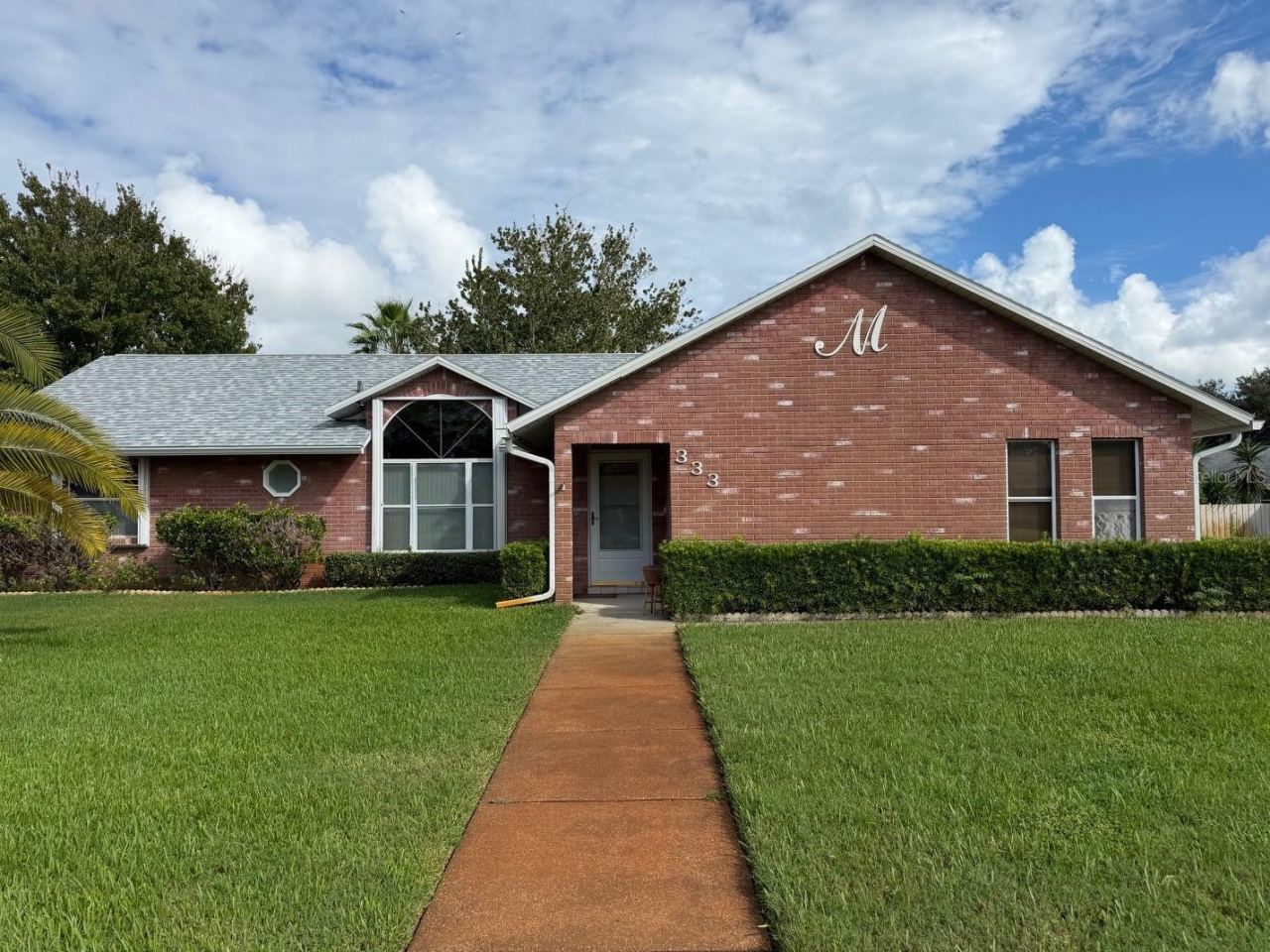333 Pine Breeze Dr, Edgewater, FL 32141