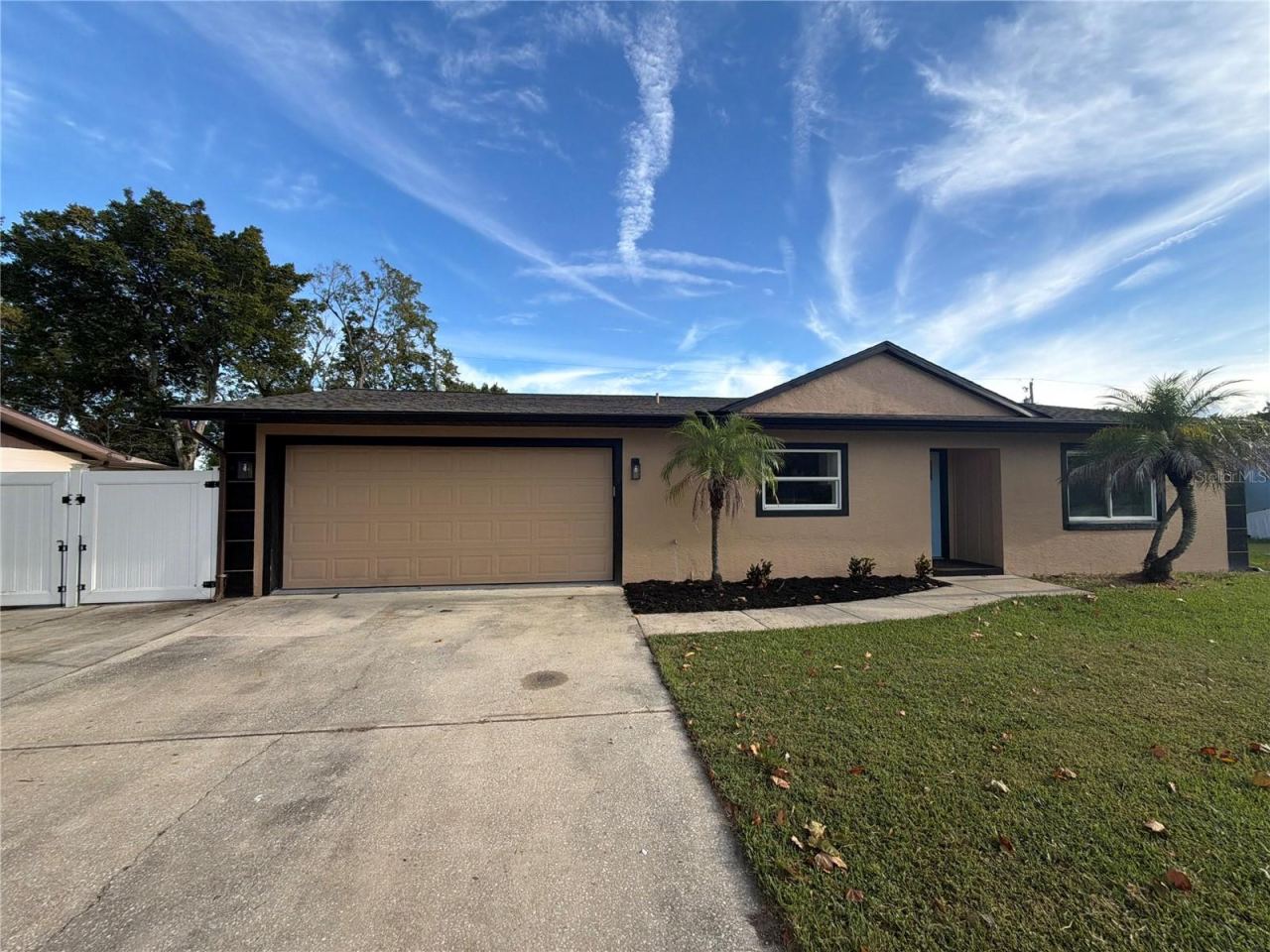 789 Little Pine Dr, South Daytona