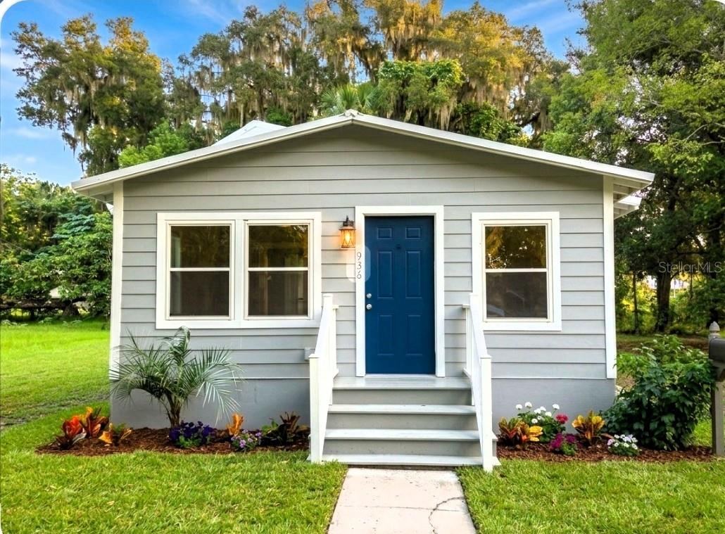 Photo 2 of 936 Lake Argenta Dr, Crescent City, FL 32112