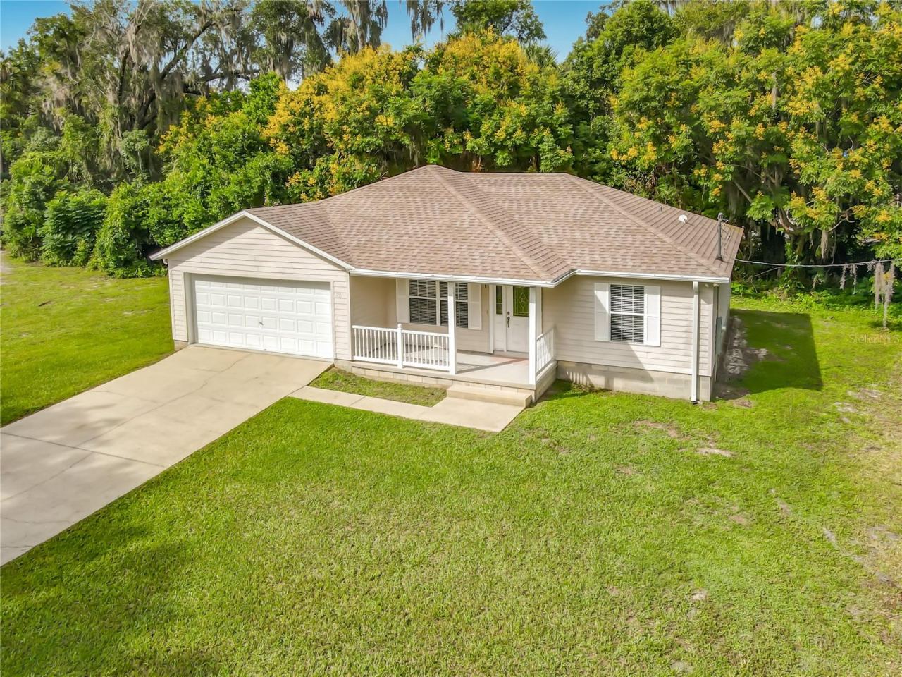 Photo 2 of 411 Collins Ct, Orange City, FL 32763
