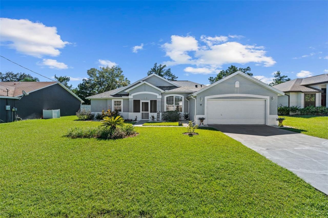 16 White Dove Ln, Palm Coast, FL 32164
