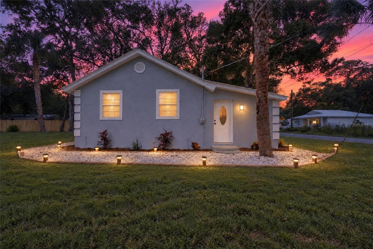 Photo 2 of 675 Madeore St, St Augustine, FL 32084
