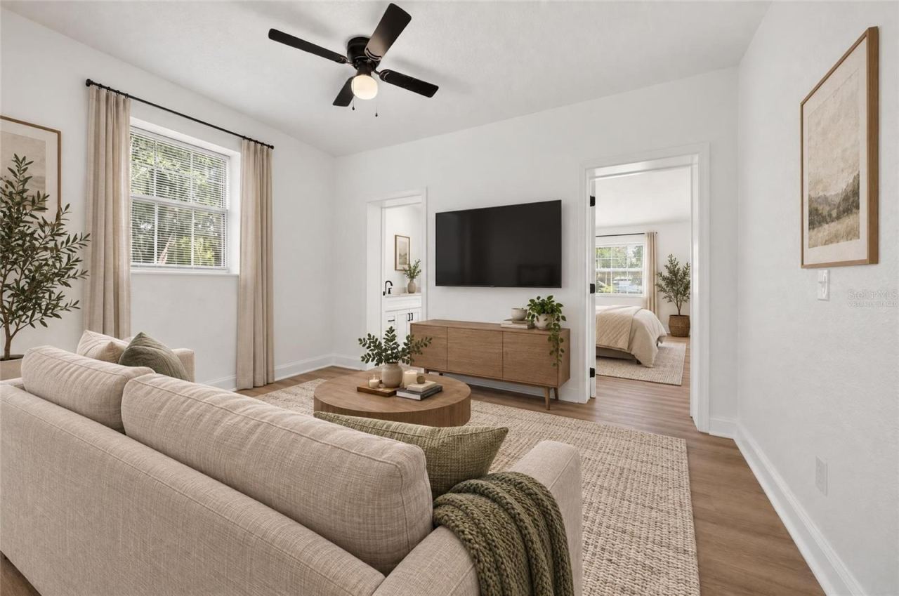 Photo 3 of 675 Madeore St, St Augustine, FL 32084