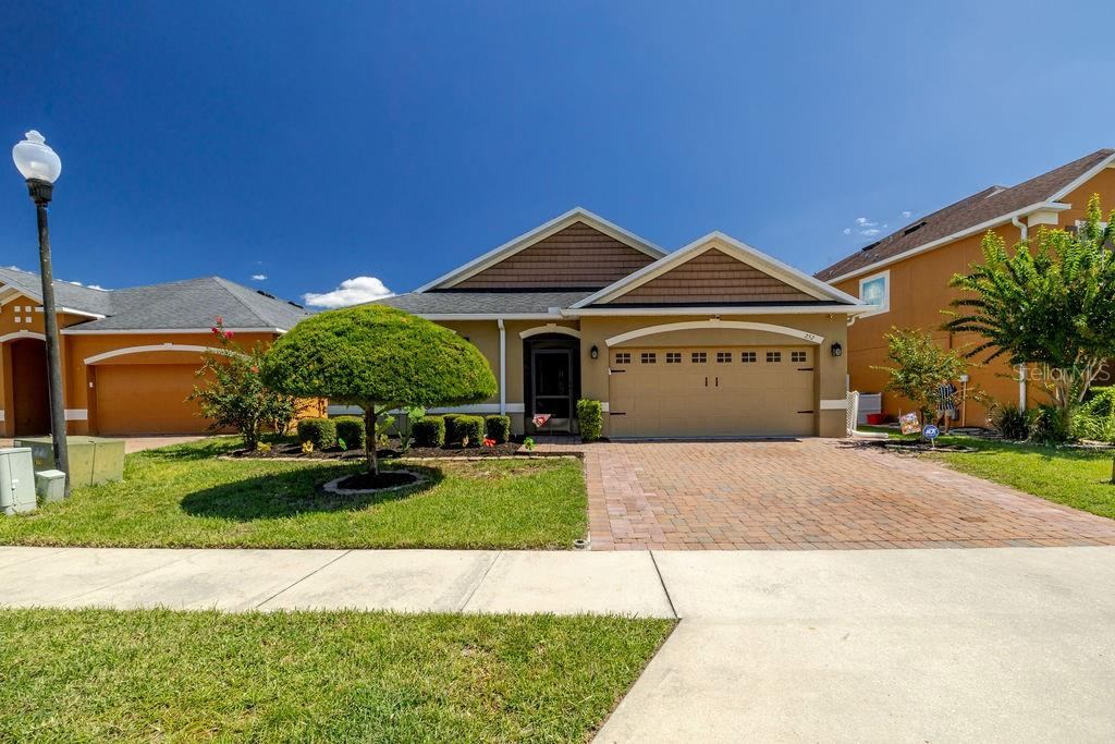 252 Sherri Lee Ln, Deland, FL 32720