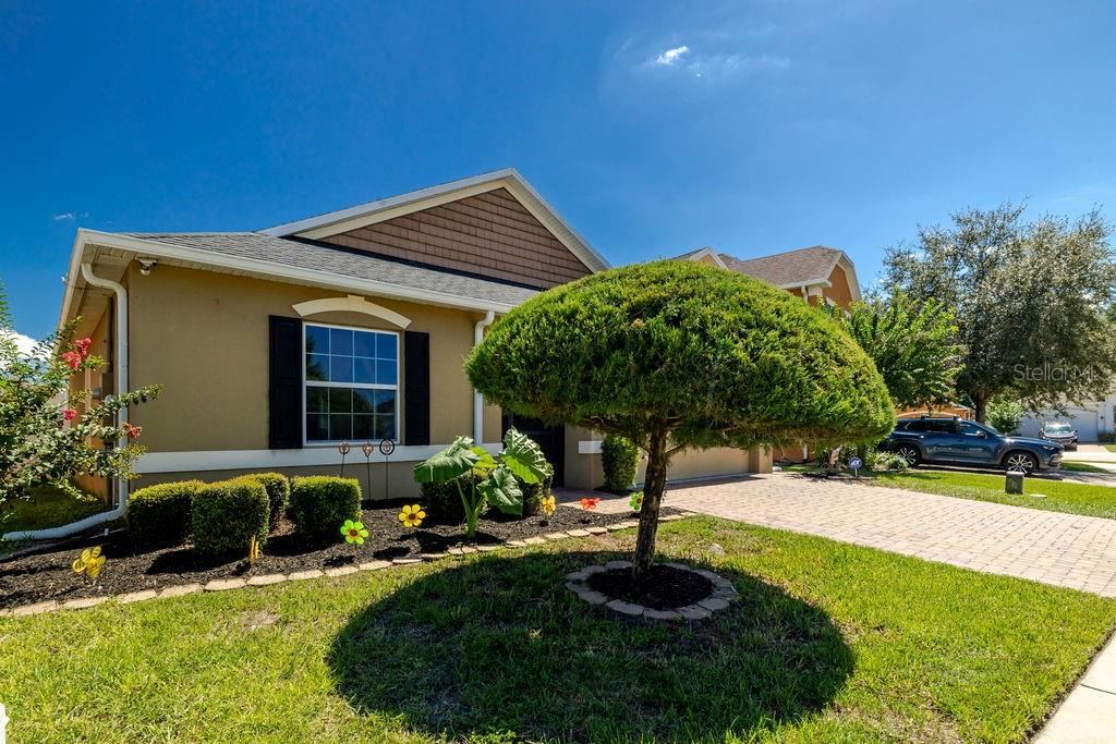 Photo 3 of 252 Sherri Lee Ln, Deland, FL 32720