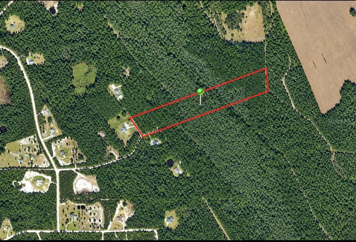Photo 3 of 1930 Old Train Rd, Deltona, FL 32738