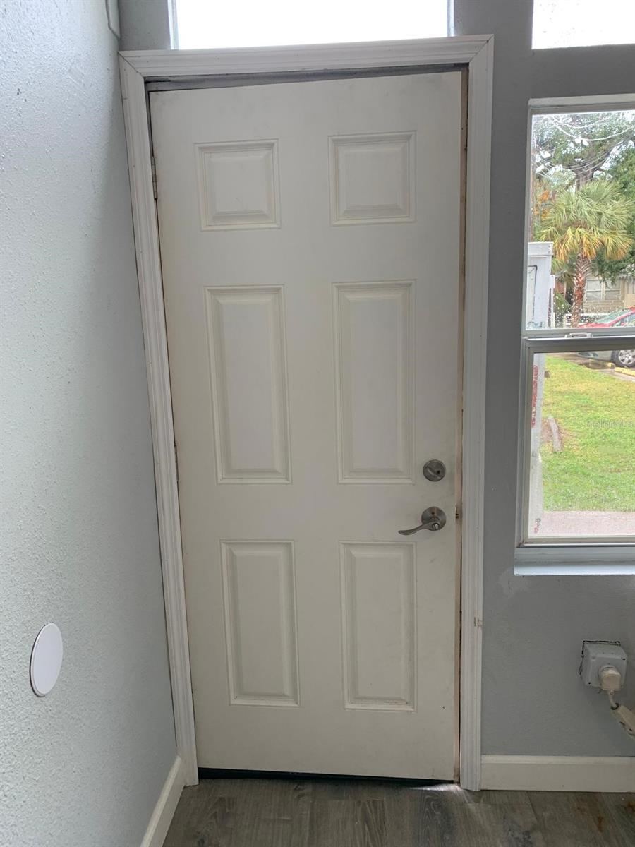 Photo 2 of 205 Shady Pl, Daytona Beach, FL 32114