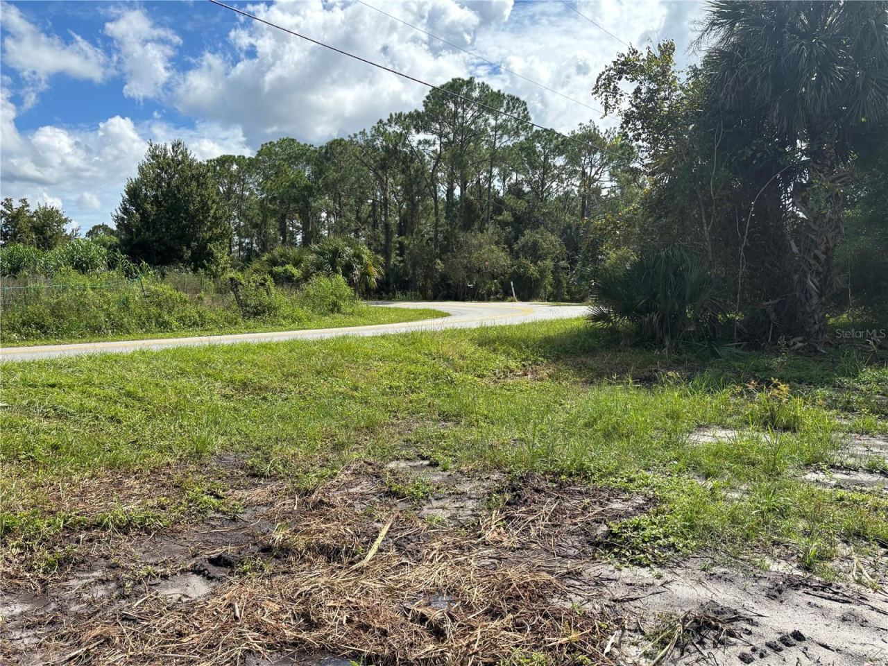 Photo 2 of 864 Rasley Rd, New Smyrna Beach, FL 32168